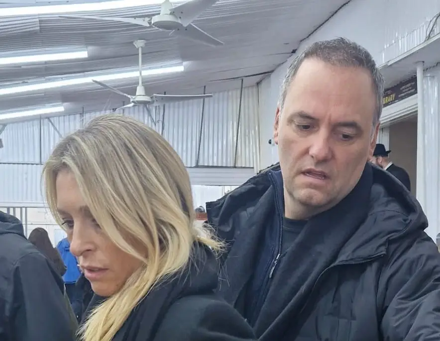 Presunta corrupción libertaria: Adorni ya suma dos denuncias penales por el viaje con su mujer a Nueva York