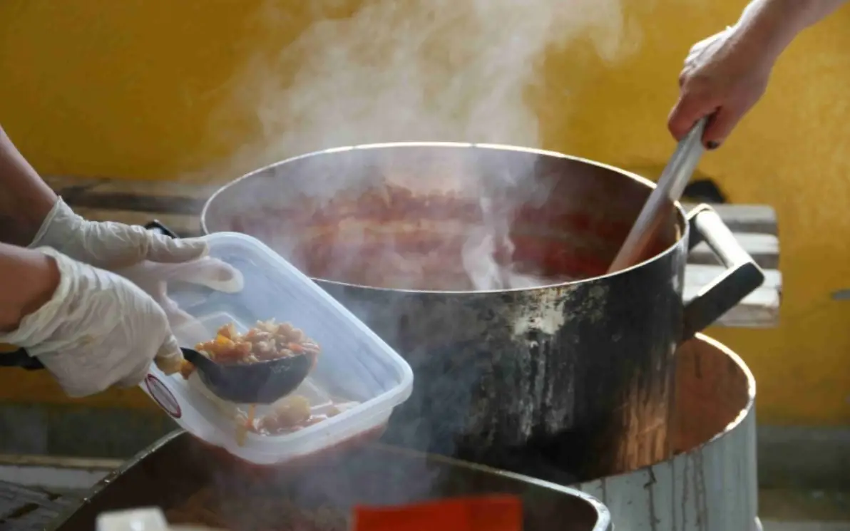Crece la demanda de asistencia alimentaria en los barrios posadeños