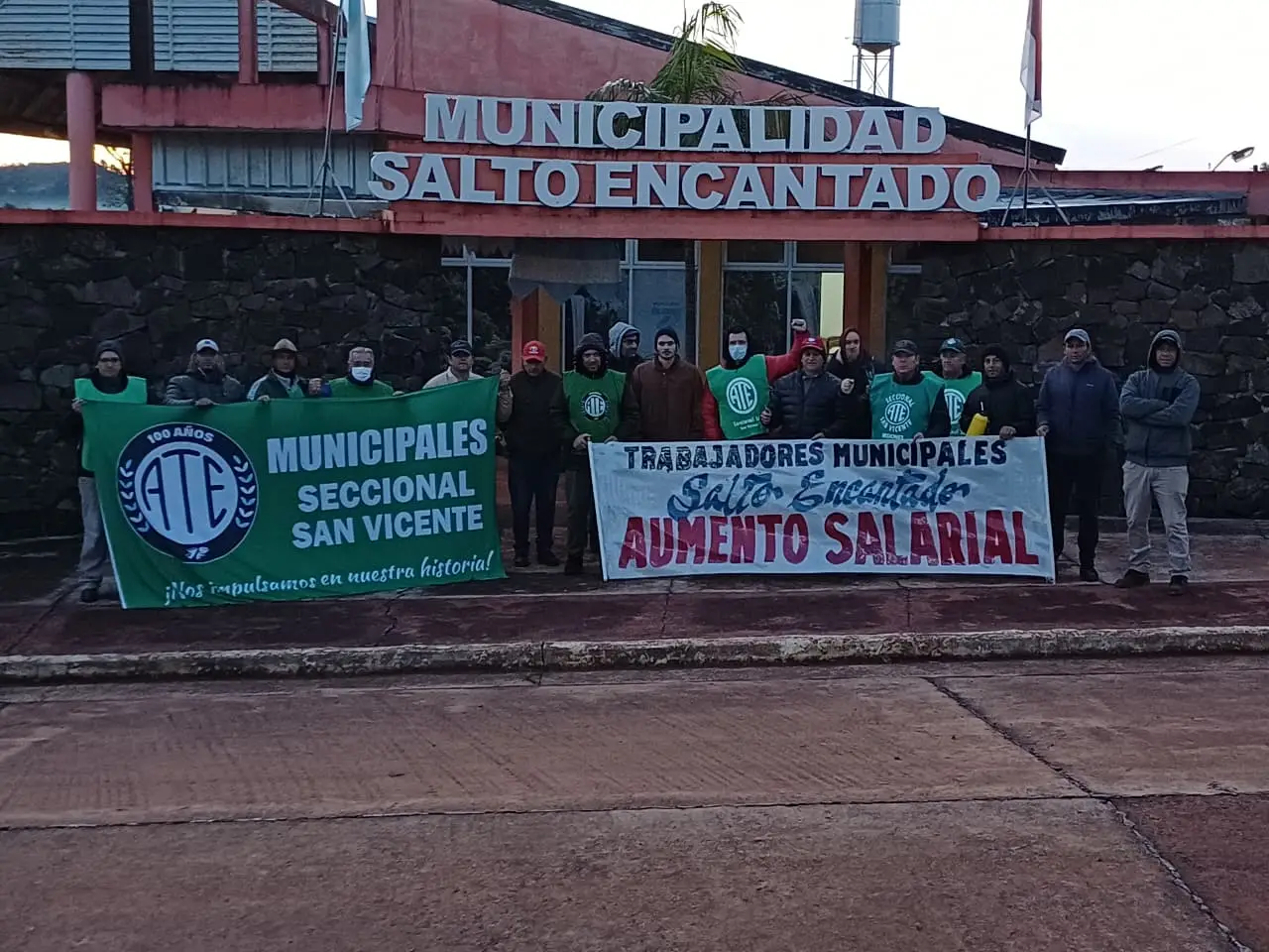 Salto Encantado:  muncipales cobran un básico de apenas $10 mil