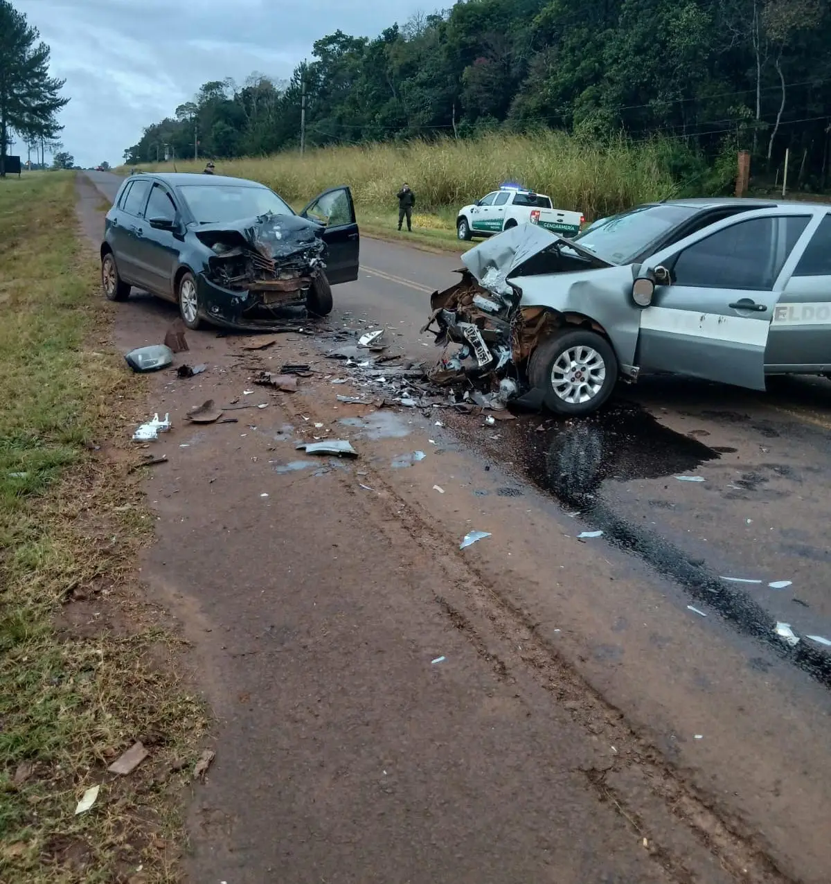 Choque frontal en Eldorado: tres personas fueron hospitalizadas