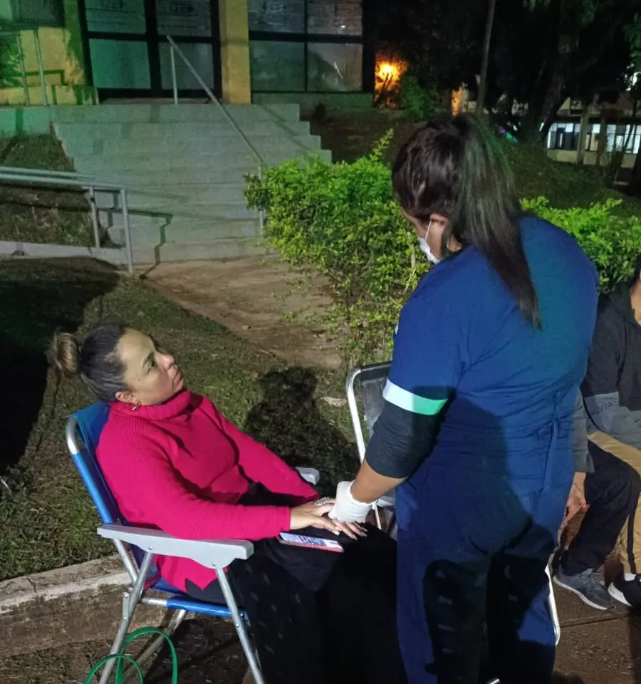 Habló la docente en huelga de hambre frente al CGE