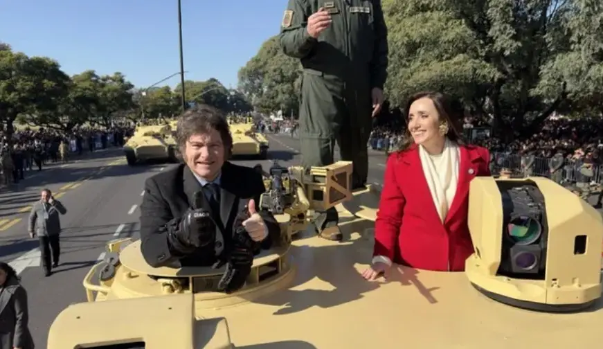 Motosierra para el 9 de julio: el Gobierno no realizará el desfile militar
