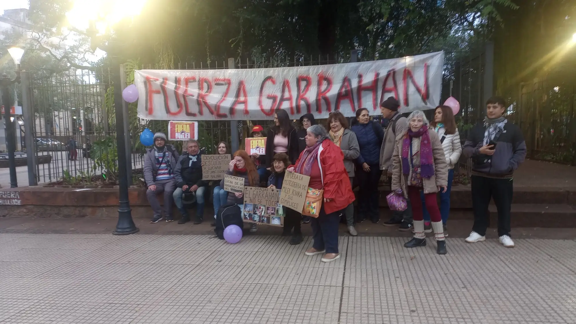 Trabajadores de Misiones también expresaron su solidaridad con la lucha del Garrahan