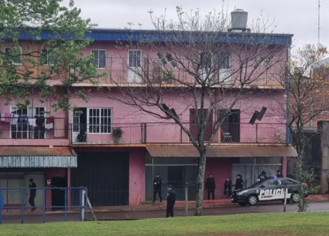 Femicidio en San Vicente: buscan al principal sospechoso