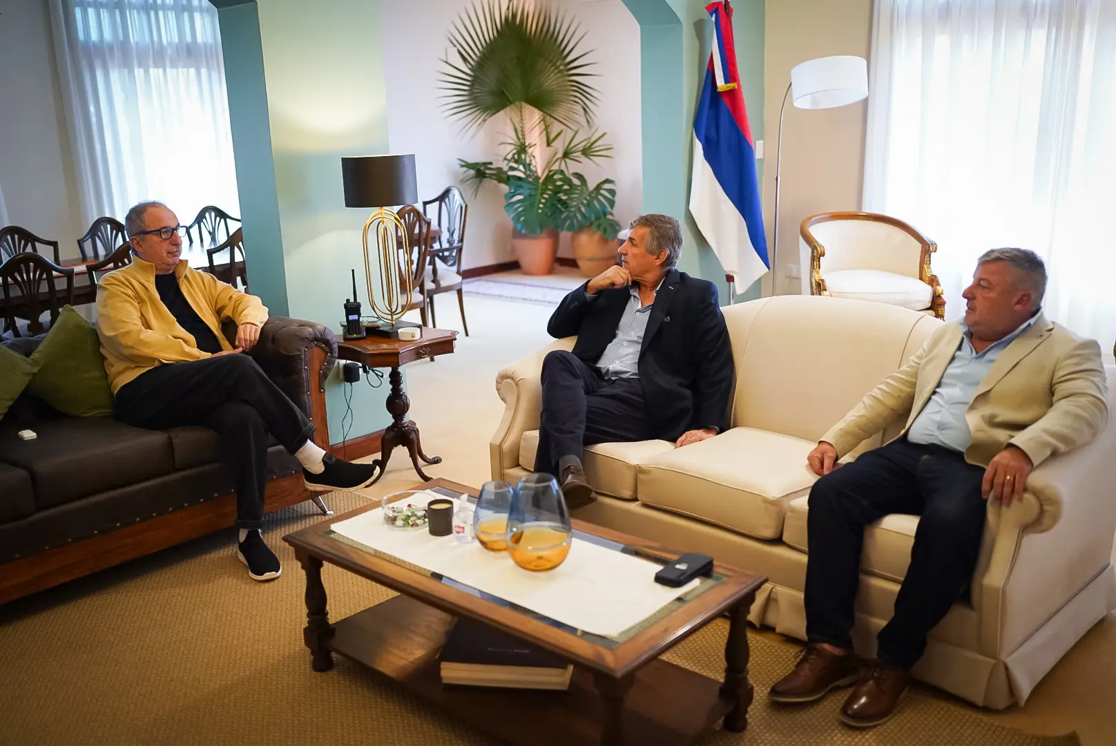Passalacqua se reunió con el Director Ejecutivo de la EBY, Alfonso Peña