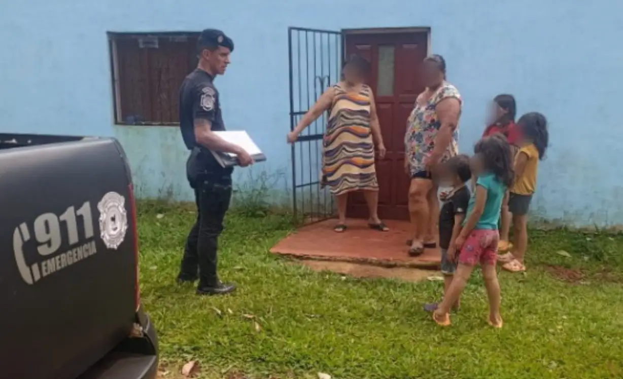 Rescataron a cuatro menores que estaban encerrados y sin alimentos