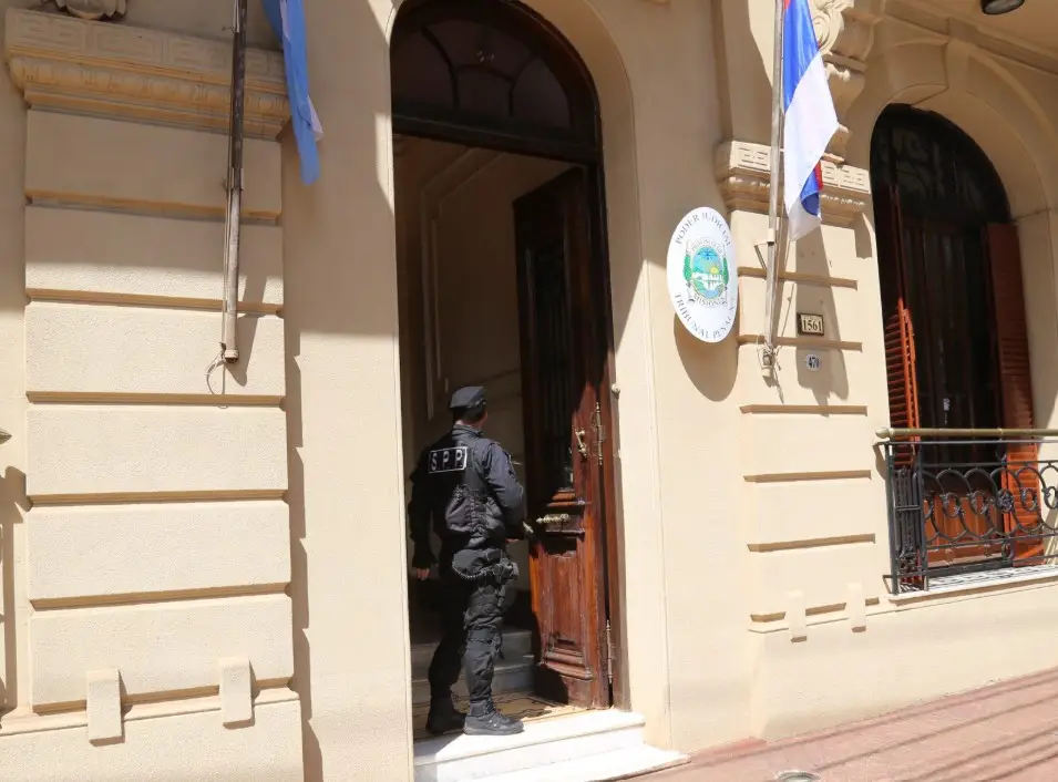 Sentenciaron a 12 años de prisión a un padre que abusó de su hija