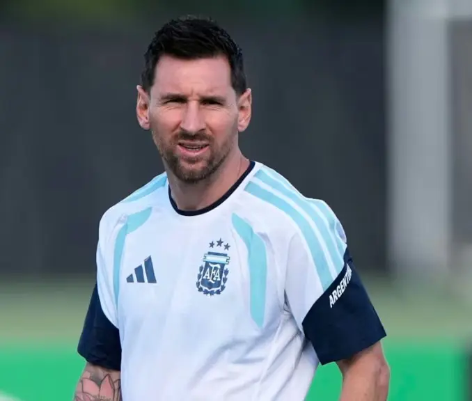 Con la presencia de Messi, Argentina se entrenó con la mirada puesta en Austria