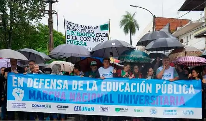 Crisis universitaria: docentes reclaman por la pérdida del poder adquisitivo
