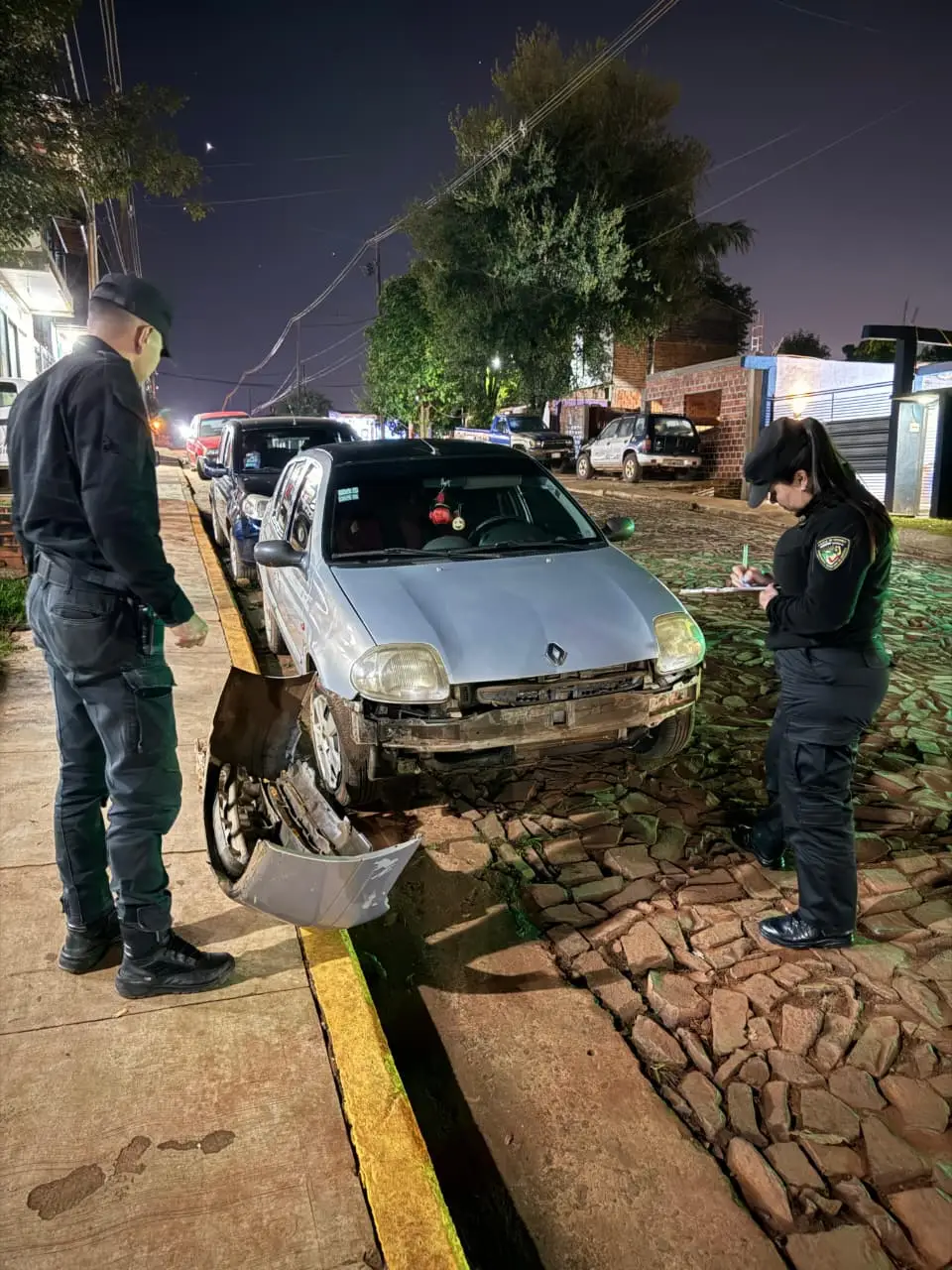 Iguazú: Huyó tras chocar a un motociclista pero la ubicaron