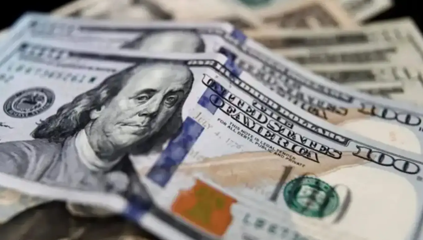 El dólar oficial cerró la semana por debajo de los $1.400