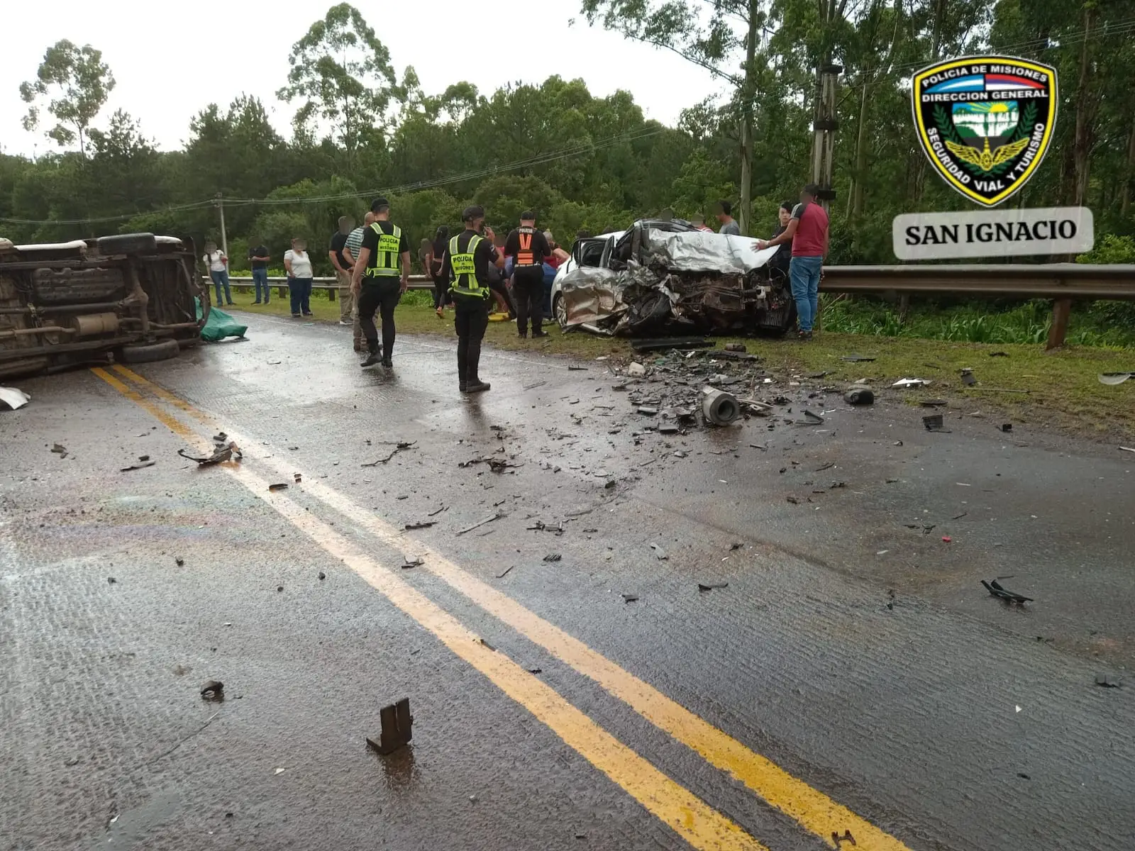 San Ignacio: choque múltiple dejó cuatro víctimas fatales