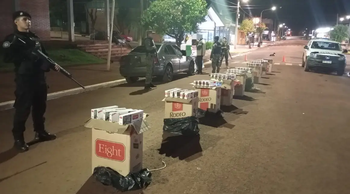 Interceptan a contrabandistas de cigarrillos en Puerto Iguazú