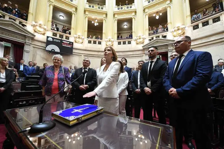 Escándalo: senadora denunció que fue golpeada en el Congreso