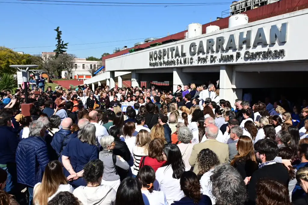 Trabajadores del Garrahan amenazan con una marcha “masiva”