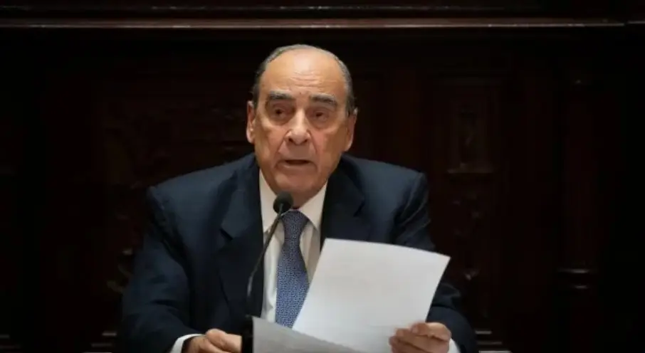 En medio del escándalo por coimas, Francos dará su informe en Diputados