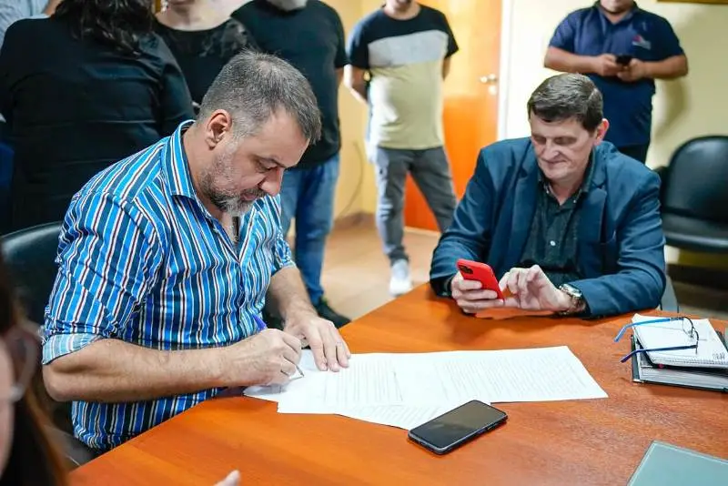 Contrataciones directas en Salud Pública: pagaron $204 millones a la empresa se seguridad Sina SRL