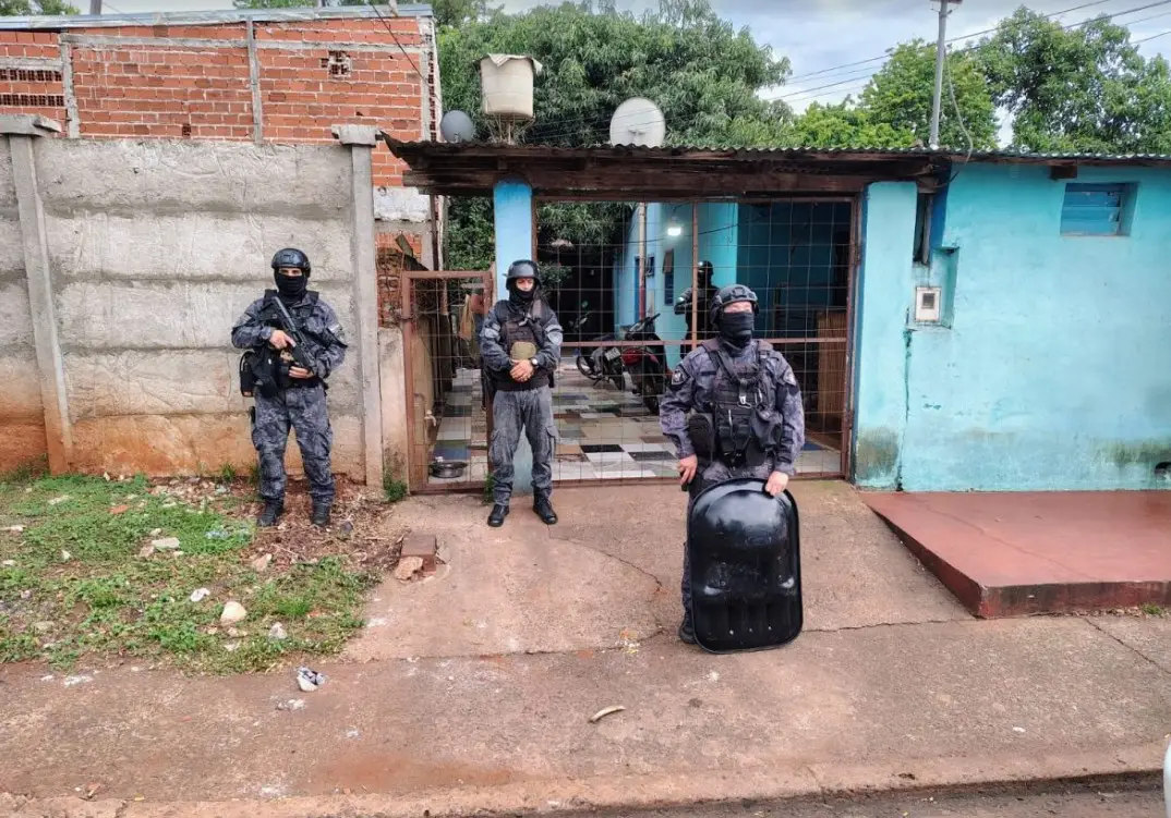 Operativos en Posadas: tres detenidos y más de $1,8 millones secuestrados