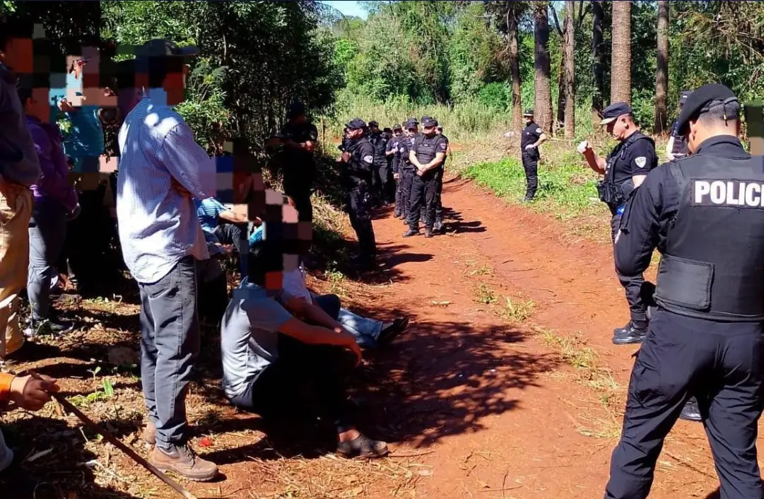 Más de 20 demorados por un intento de toma de tierras