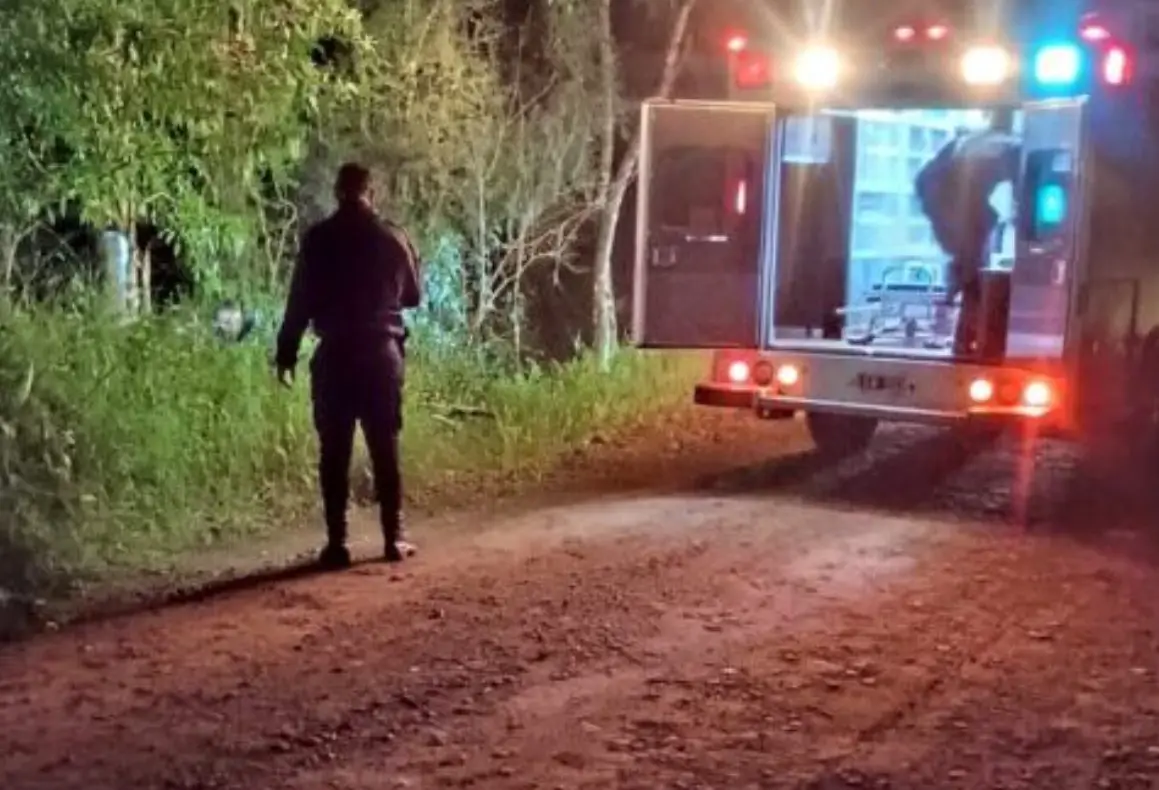 Bombero voluntario murió tras despistar con su moto en Dos de Mayo