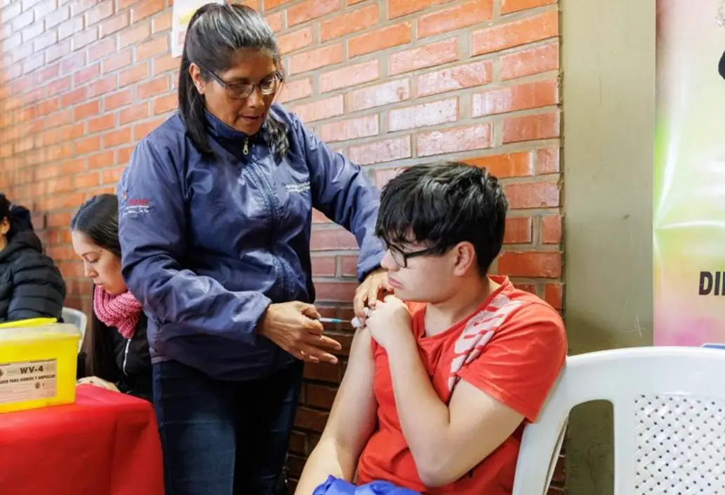 Regreso a clases: cuáles son las vacunas obligatorias según el calendario nacional