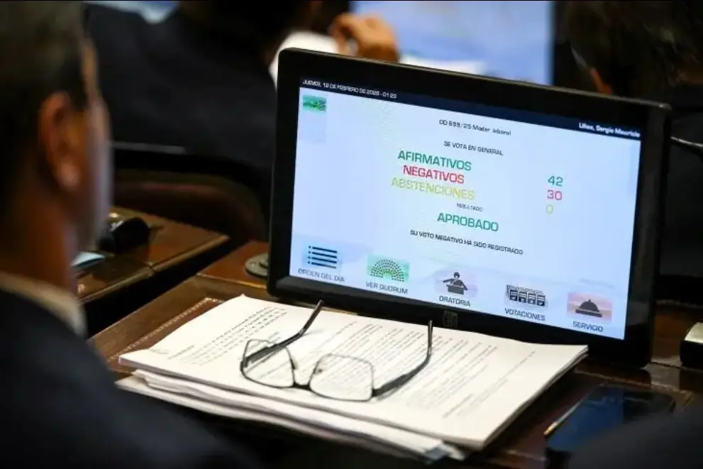 Reforma laboral: el Gobierno aceptó eliminar el artículo de las licencias médicas