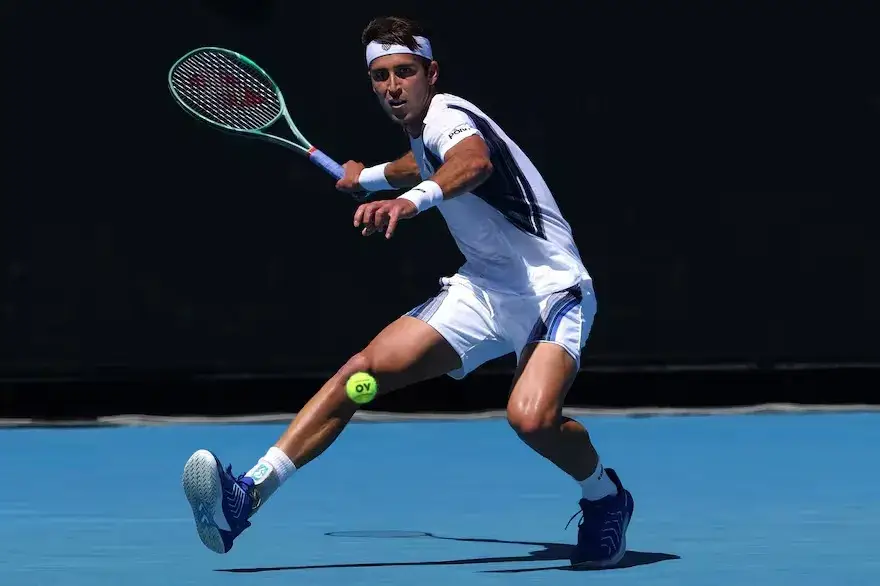 Etcheverry se metió en la tercera ronda del Abierto de Australia