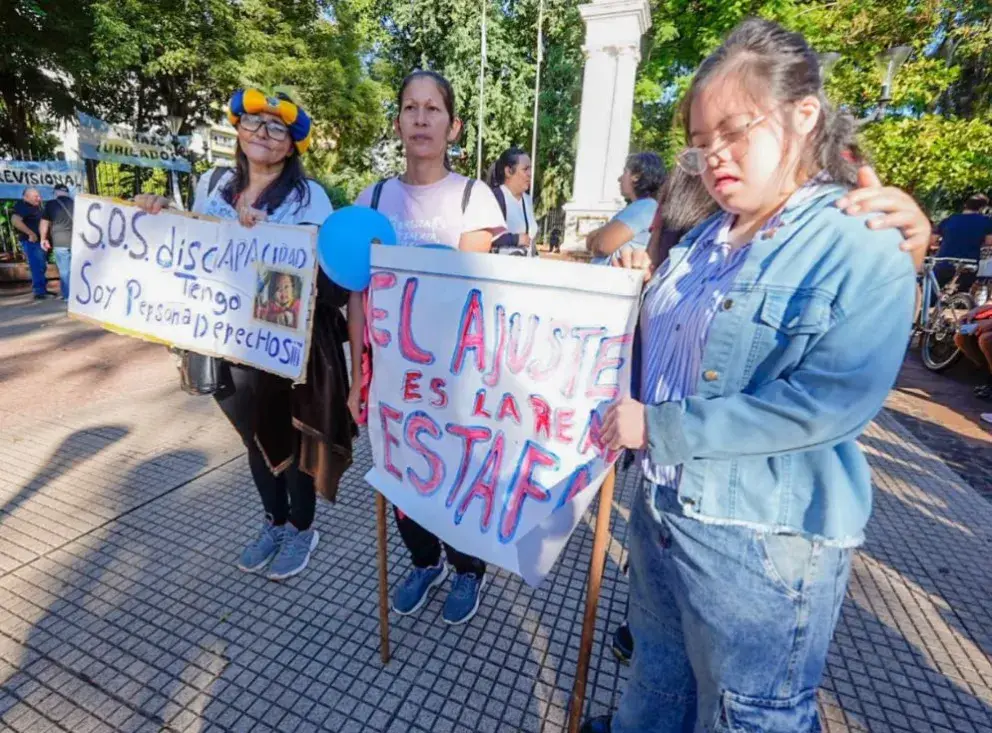 La nueva ley de discapacidad de Milei, “atenta contra el derecho al trabajo” y permitirá que las obras sociales, paguen lo que quieran a los profesionales