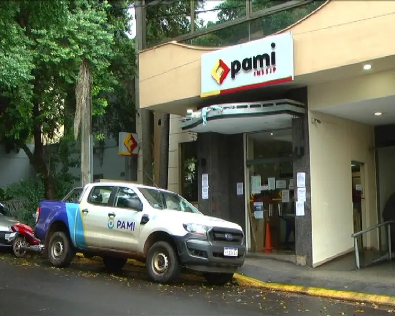 Crisis y vaciamiento del PAMI: “Un odontólogo hoy está cobrando 372 pesos por atender a un jubilado”