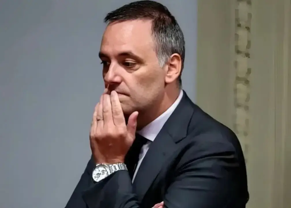 Caso Adorni: testigo dijo que acordó pago por fuera del contrato