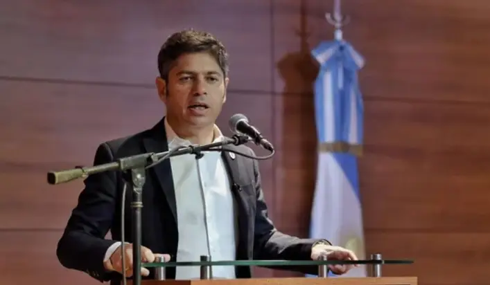 Kicillof sobre el caso Adorni: “Si fuera peronista estaría preso”