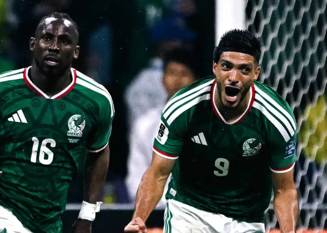 México superó a Ecuador y avanzó a octavos de final