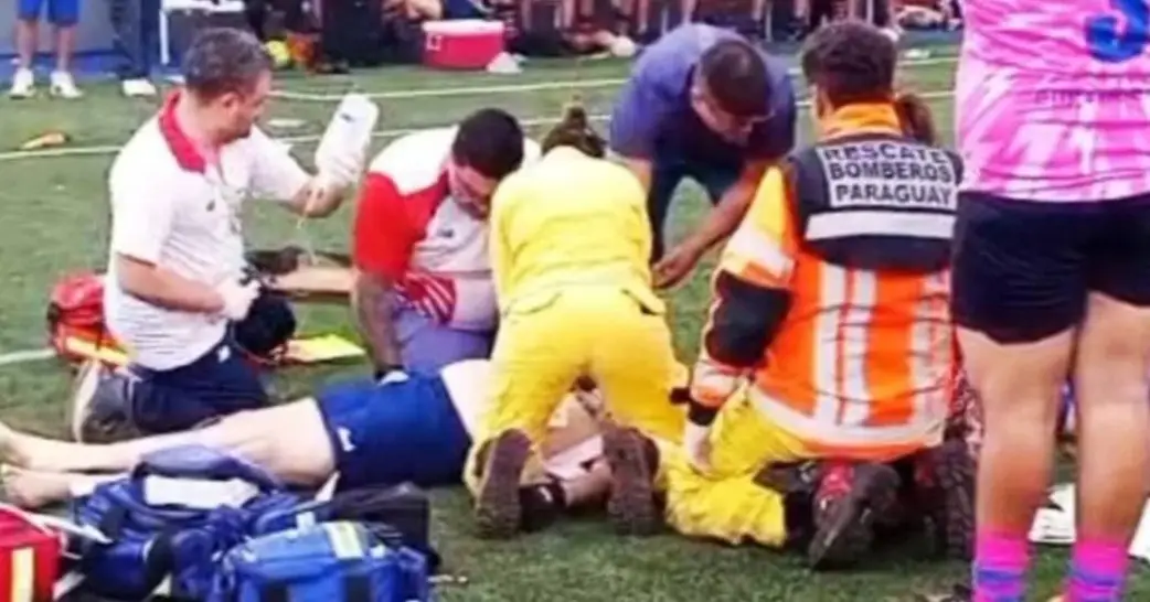 Rugbier cayó desplomado y murió en pleno partido en Paraguay