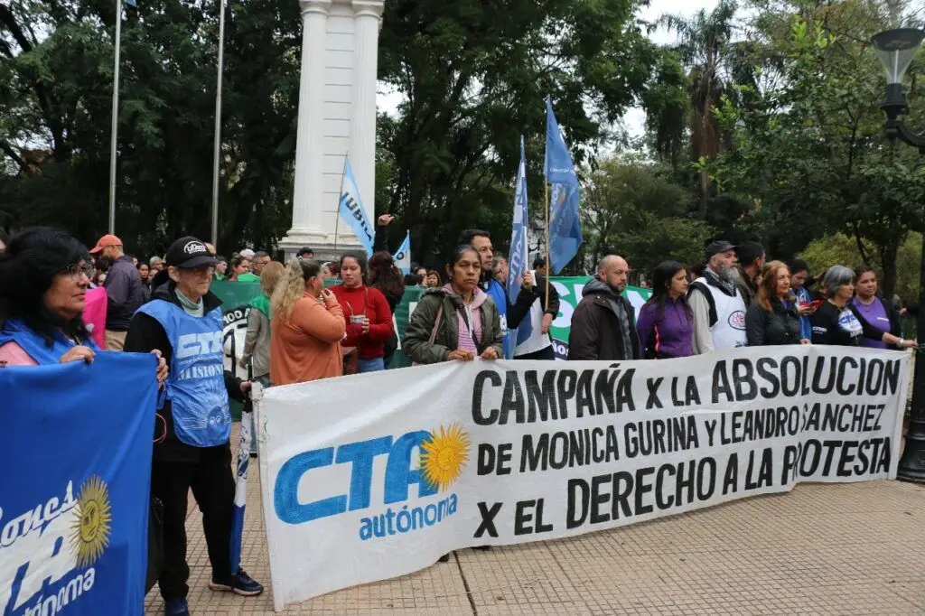 Lanzan formulario por la absolución de Gurina y Sánchez