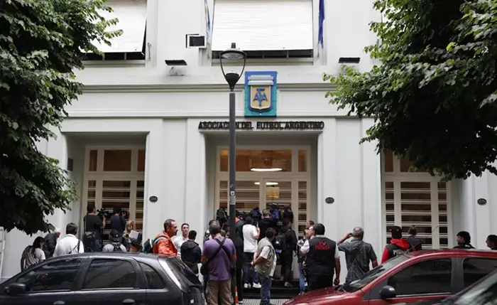 Causa Sur Finanzas: allanamientos en AFA y en varios clubes por la