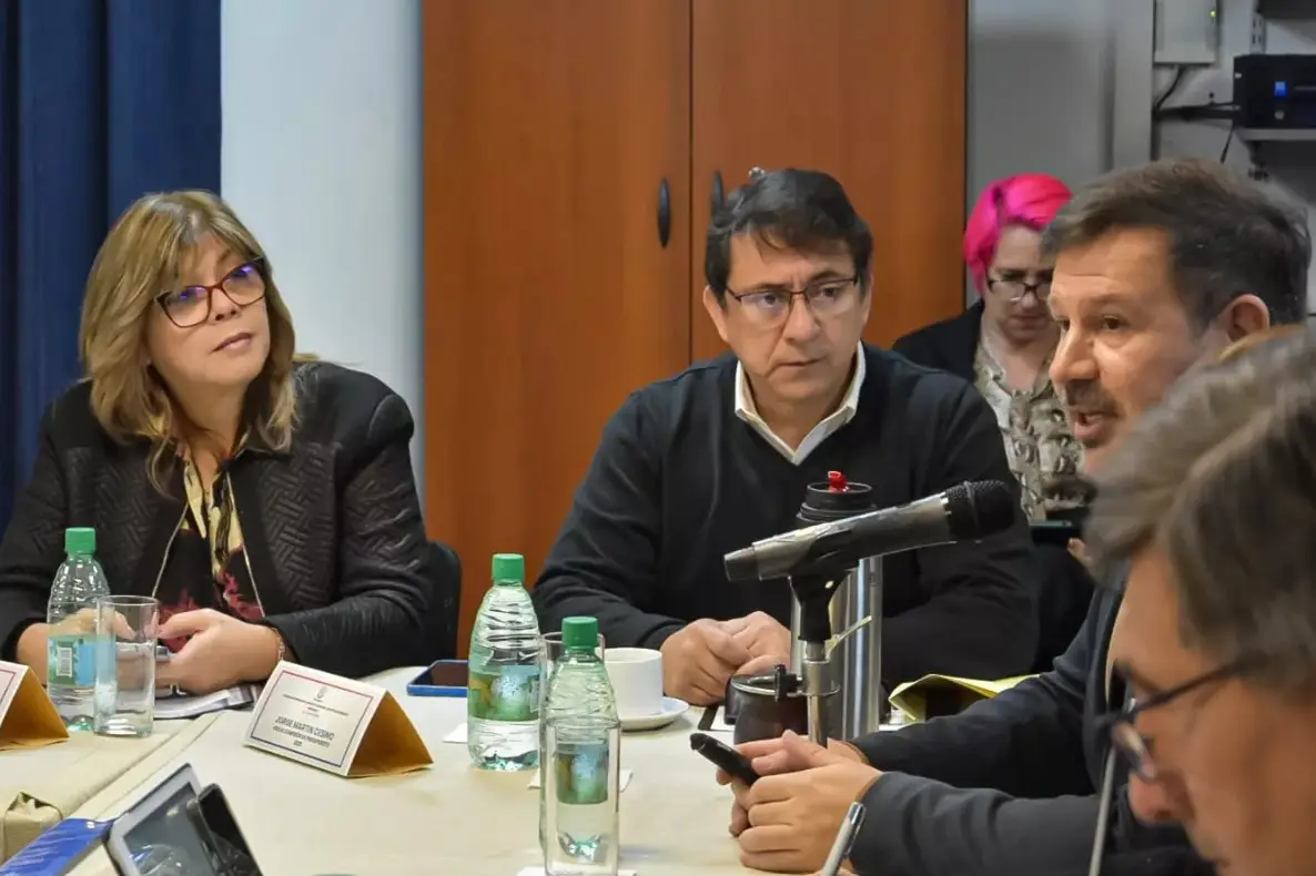 La Legislatura continuó con el análisis del Presupuesto 2026