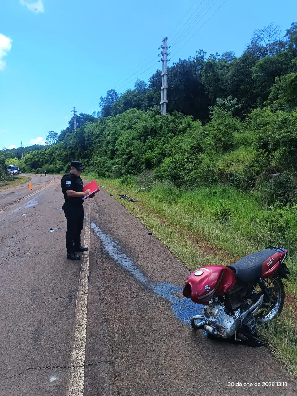 Colisión entre una moto y una camioneta terminó con una víctima fatal