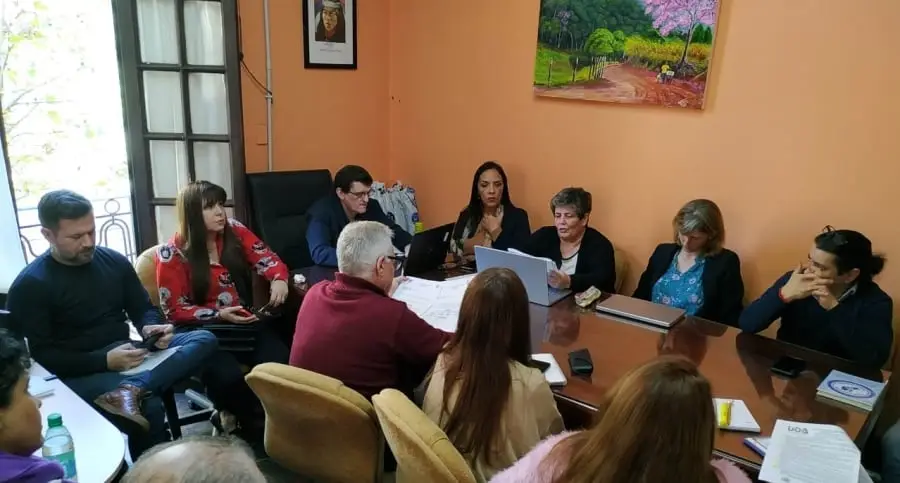 La provincia ofrecería un 18% de recomposición a los docentes