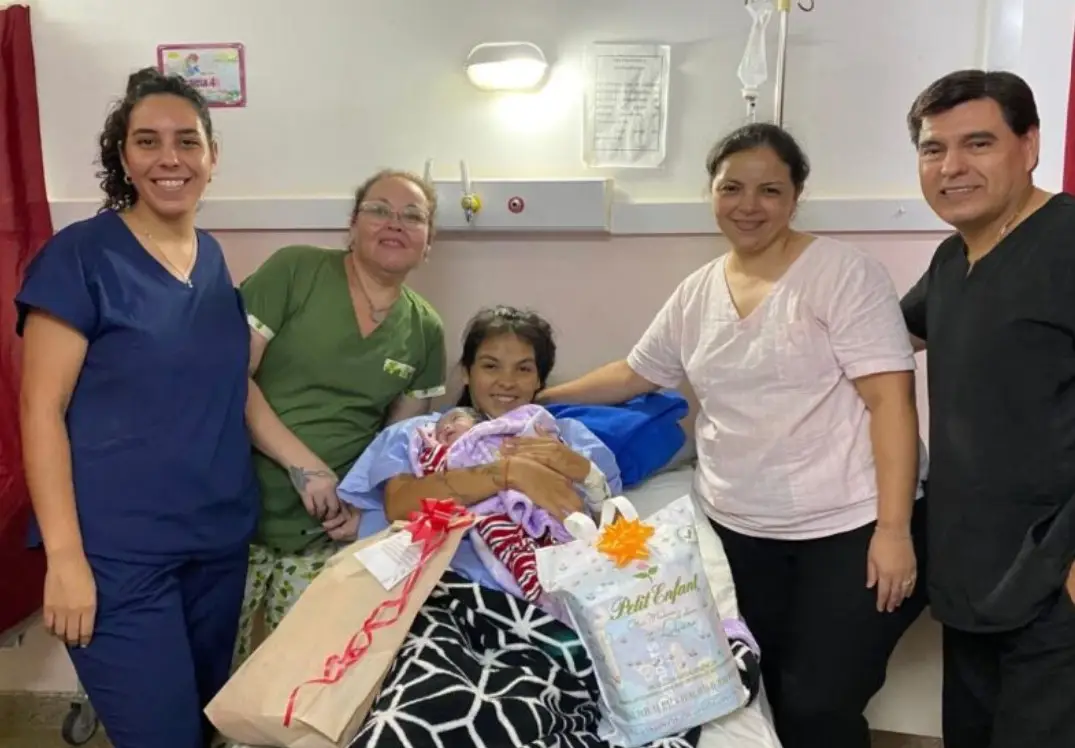 Cloe es la primera bebé nacida en Misiones en 2026