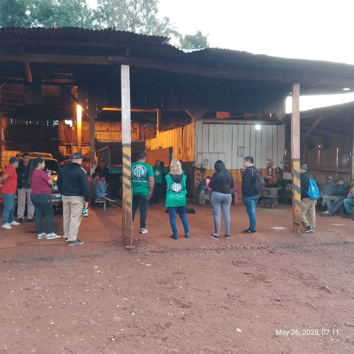 Sueldos de hambre en Andresito: los municipales cobran un básico de $6 mil y se declararon en asamblea permanente