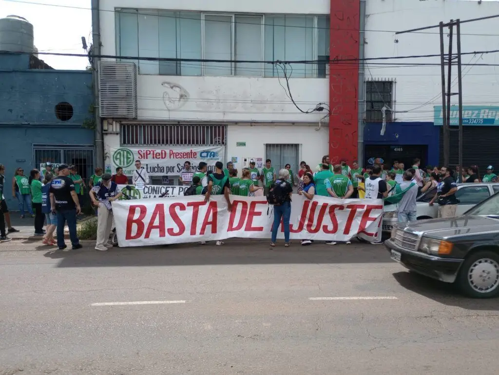 Trabajadores del SIPTED perdieron unos 8 salarios desde 2023
