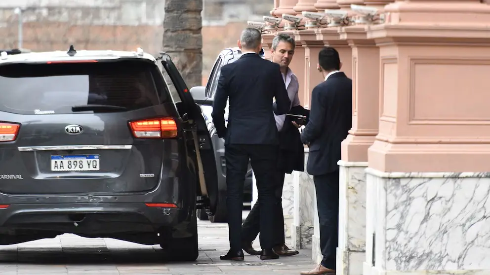 Cumbre en la Casa Rosada tras la hecatombe electoral en PBA