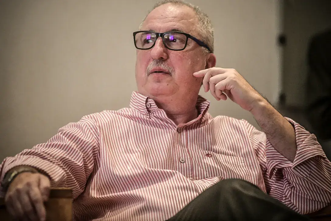 Passalacqua instruyó al fiscal de Estado para que inicie acciones judiciales contra la EBY