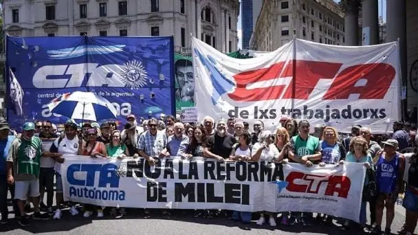 Reforma laboral: las dos CTA y ATE confirmaron un paro nacional