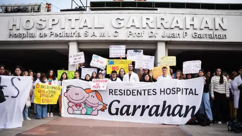 Paro y movilización a Plaza de Mayo en defensa del Garrahan y la Salud Pública