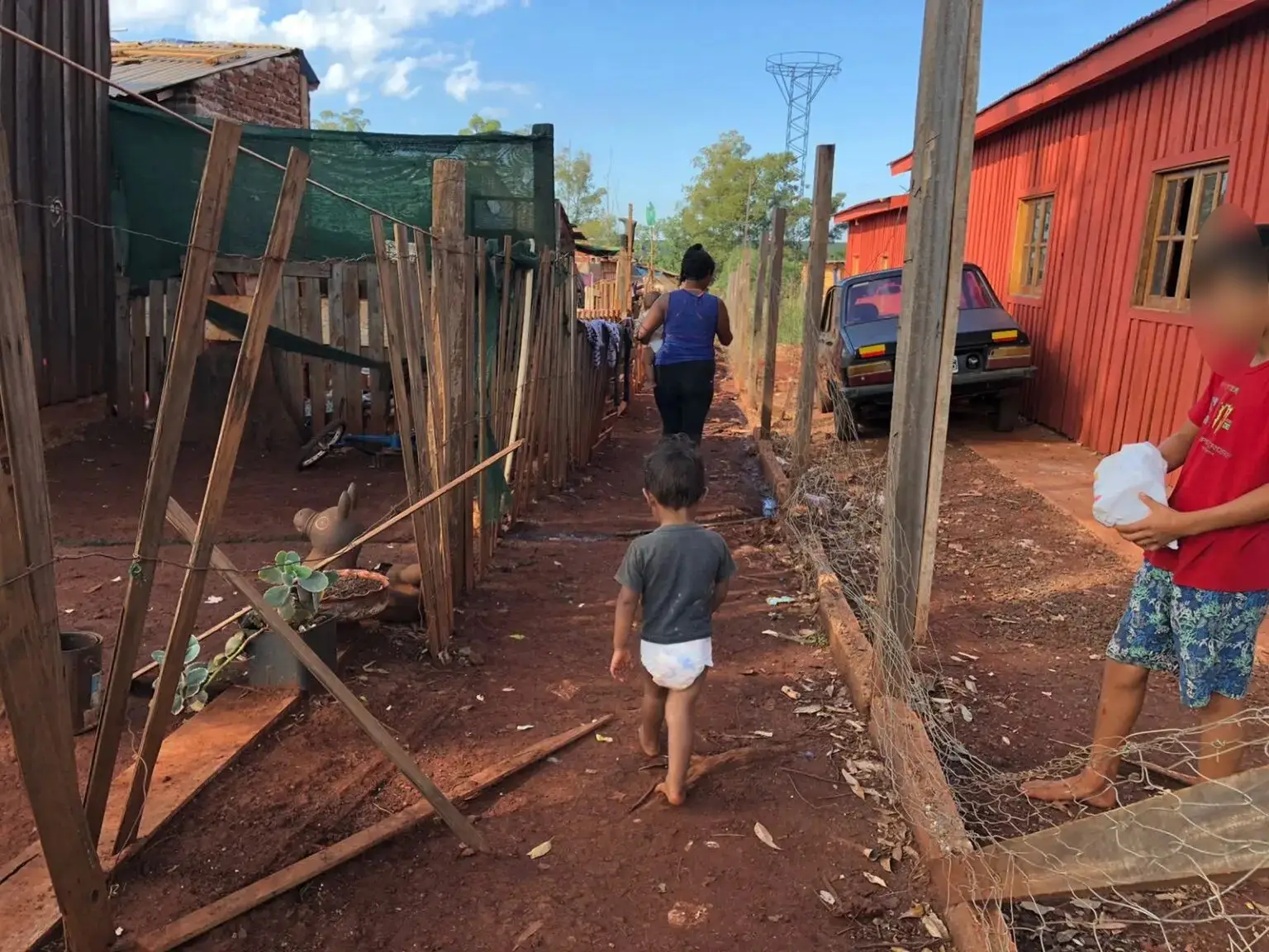 Misiones: una familia tipo necesitaría ingresos por $1,8 millones para no ser pobre y $730 mil para no ser indigente