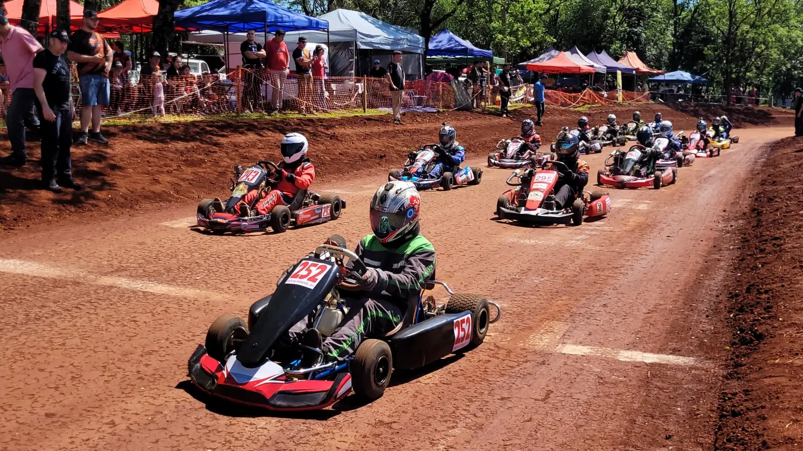Karting: este sábado Campo Grande inaugura carreras nocturnas