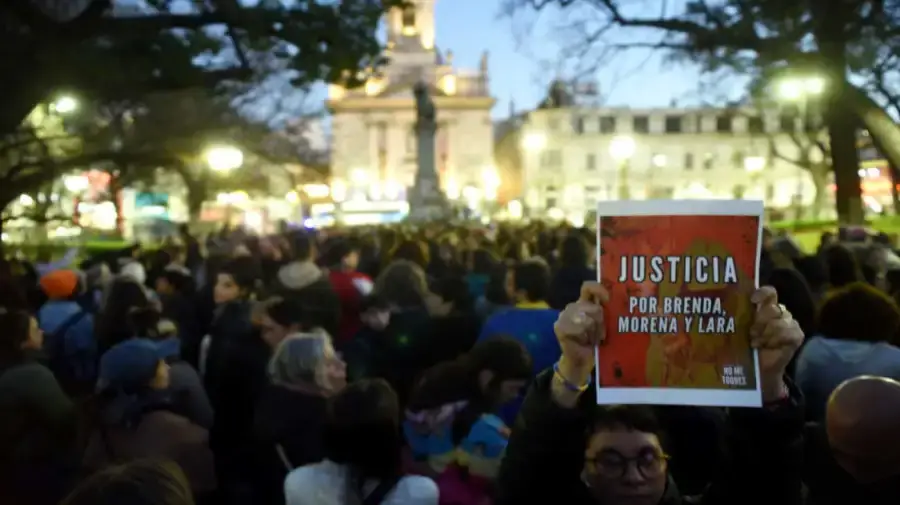 Triple femicidio: marchas en todo el país exigiendo justicia